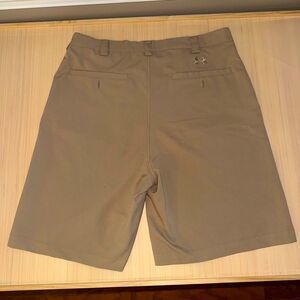 Under Armour Men's Tan Shorts, size 34